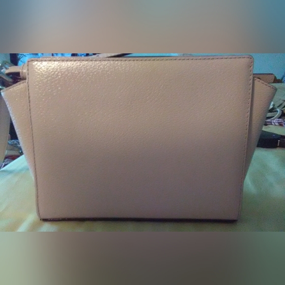 BNWOT KATE SPADE LIGHT PINK CROSSBODY ADJ. STRAPS LEATHER PINK INSIDE ZIP. PKT - Picture 6 of 10